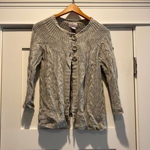 Maternity 3/4 sleeve sweater